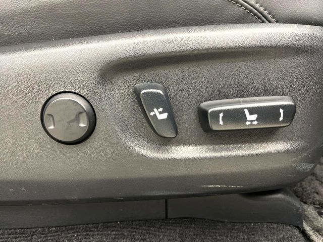 TOYOTA LANDCRUISER PRADO 2023