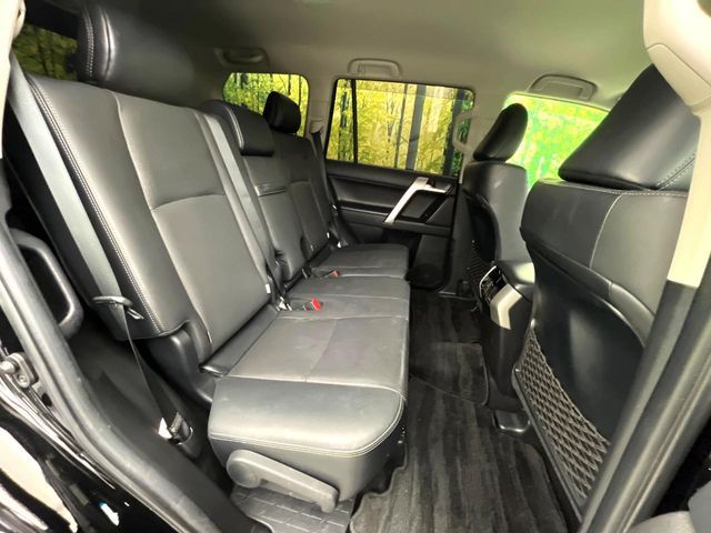 TOYOTA LANDCRUISER PRADO 2023