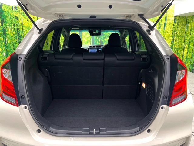 HONDA FIT HYBRID 2017