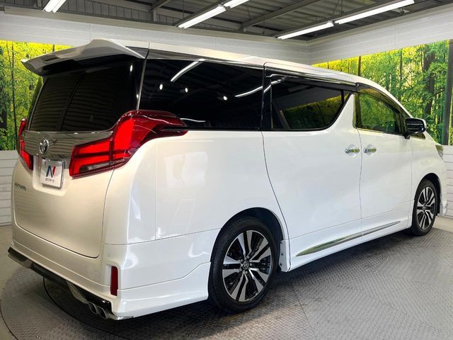 TOYOTA ALPHARD 2022