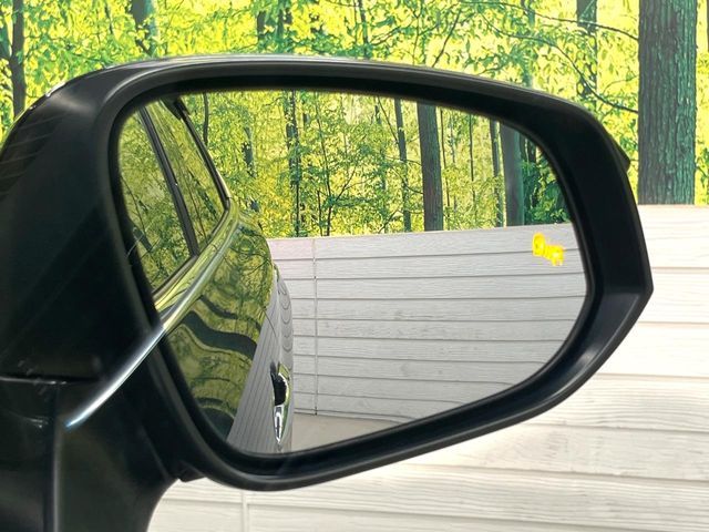 TOYOTA HARRIER HYBRID 2022