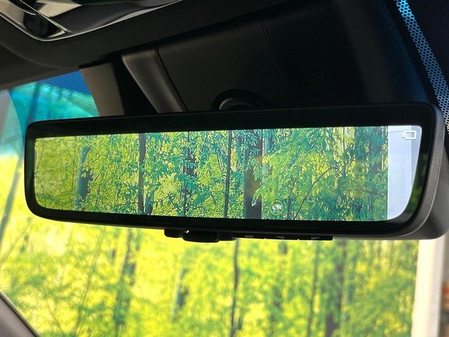 TOYOTA HARRIER HYBRID 2022