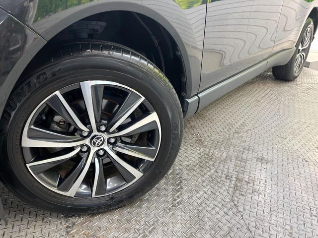 TOYOTA HARRIER HYBRID 2022