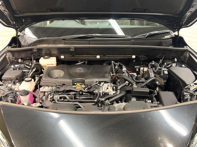 TOYOTA HARRIER HYBRID 2022