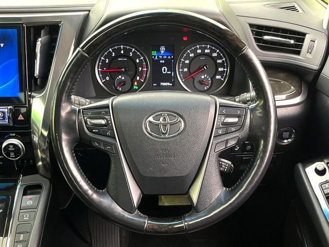 TOYOTA VELLFIRE 2017