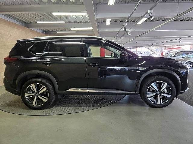 NISSAN X-TRAIL HYBRID 4WD 2023