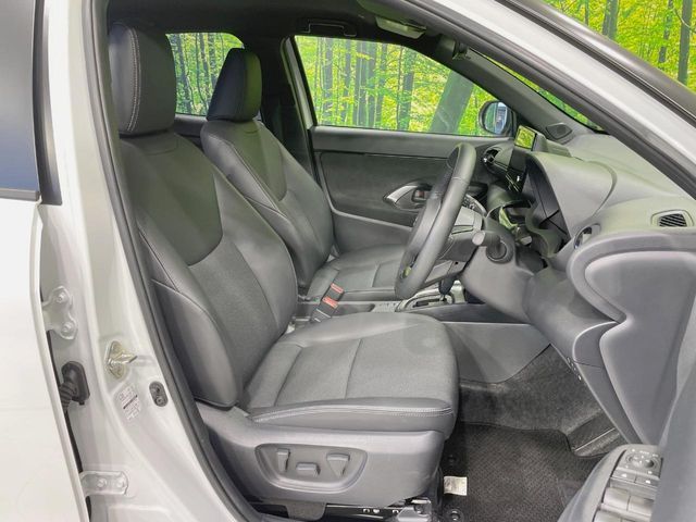 TOYOTA YARIS CROSS 2025