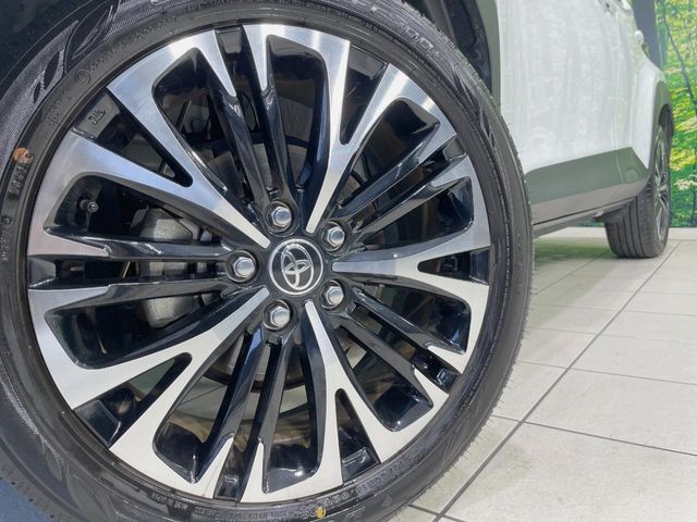 TOYOTA YARIS CROSS 2025