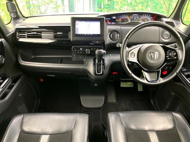 HONDA N BOX CUSTOM 2021