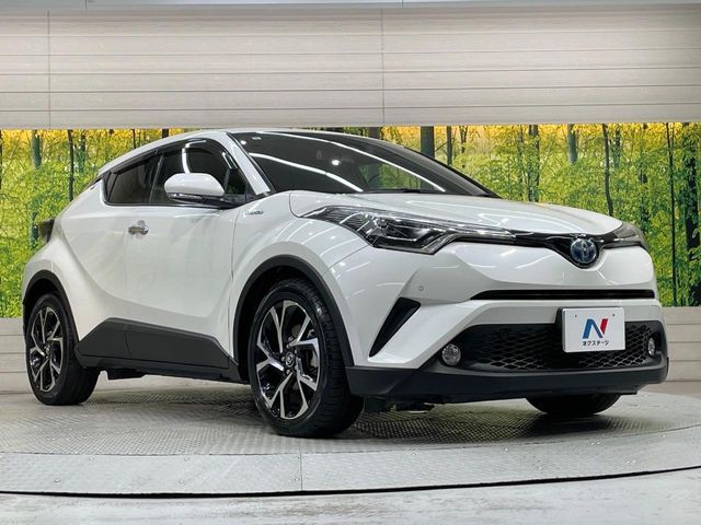 TOYOTA C-HR 2017