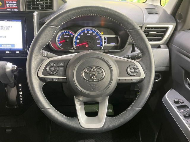 TOYOTA ROOMY 2021