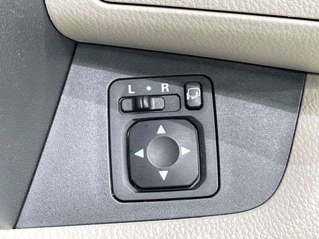 MITSUBISHI eK SPACE 2019