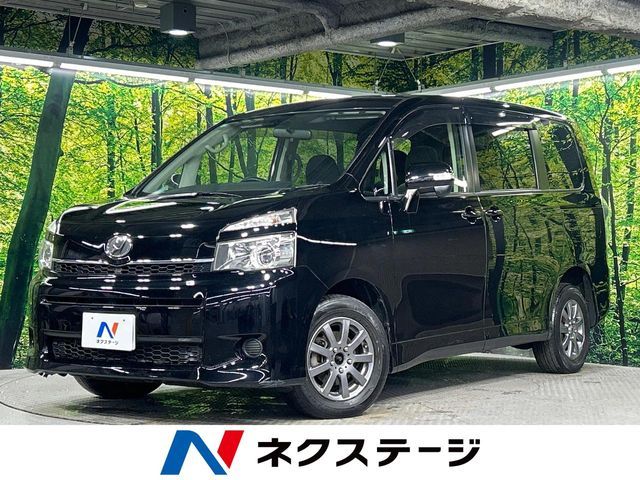 TOYOTA VOXY 4WD 2011