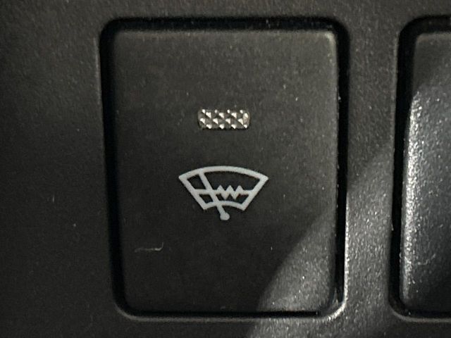 TOYOTA VOXY 4WD 2011