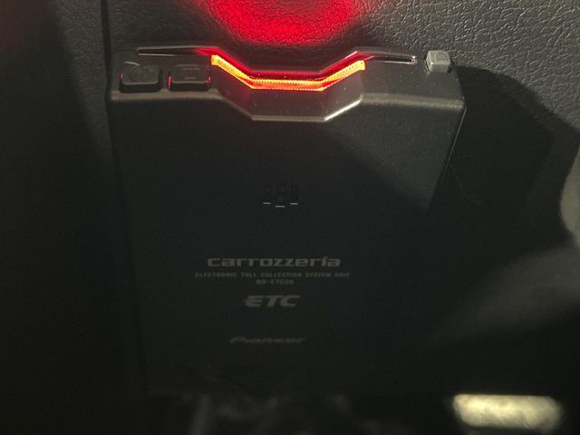 TOYOTA VOXY 4WD 2011