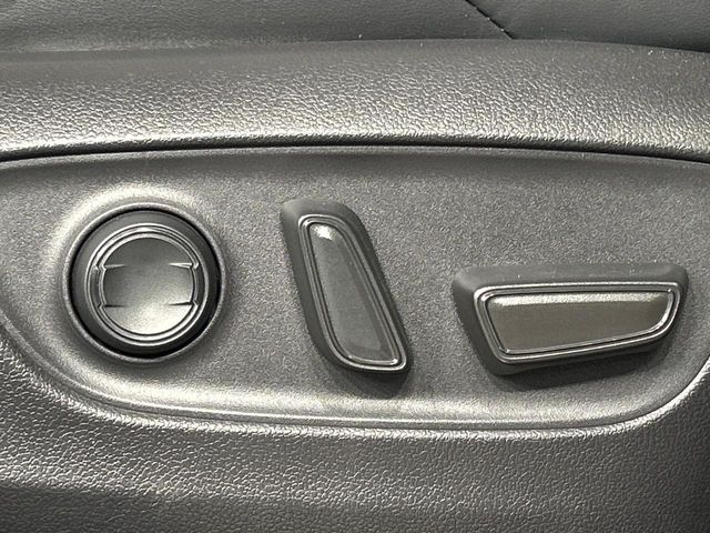 TOYOTA HARRIER HYBRID 2021