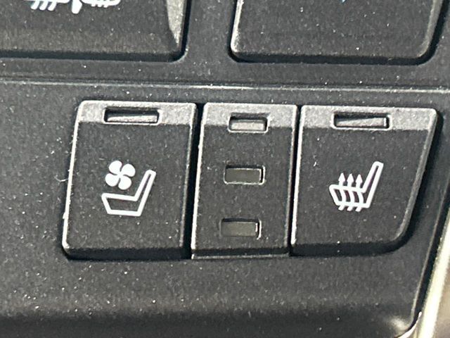 TOYOTA LEXUS NX300h AWD 2016