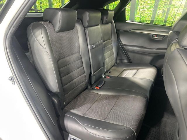 TOYOTA LEXUS NX300h AWD 2016