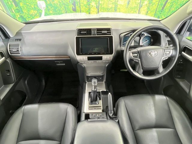 TOYOTA LANDCRUISER PRADO 2023