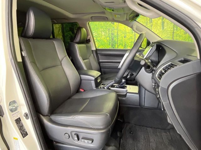 TOYOTA LANDCRUISER PRADO 2023