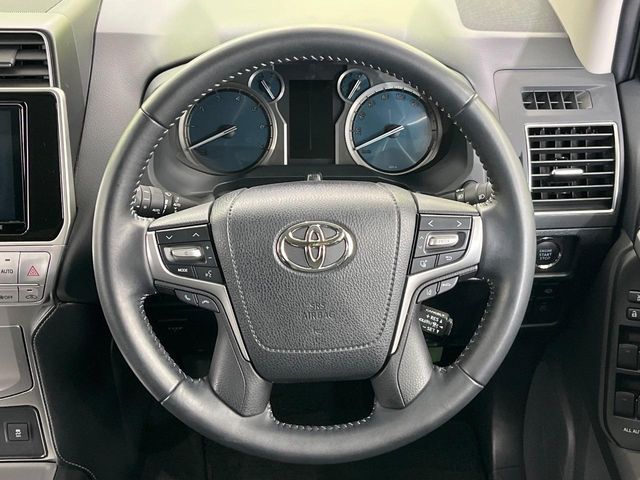 TOYOTA LANDCRUISER PRADO 2023