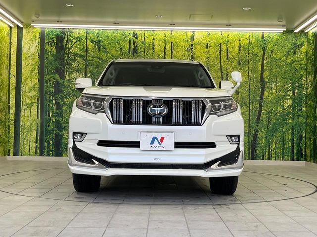 TOYOTA LANDCRUISER PRADO 2023