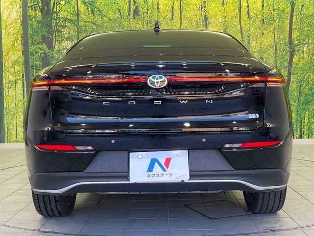 TOYOTA CROWN CROSSOVER 2023