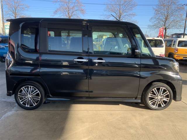 DAIHATSU TANTO CUSTOM 2017