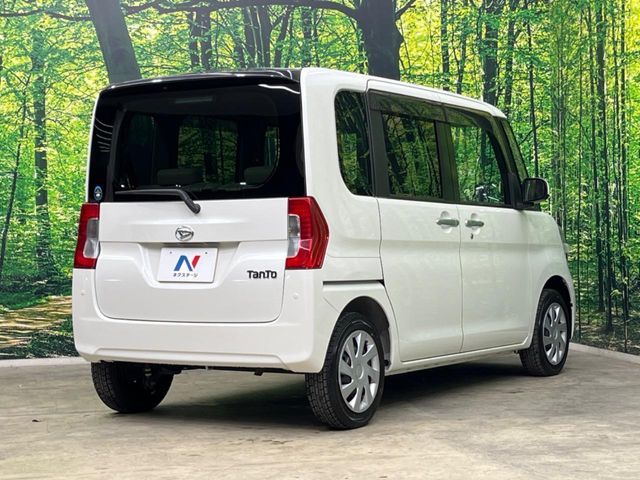 DAIHATSU TANTO 2015