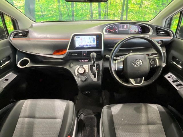 TOYOTA SIENTA 4WD 2021
