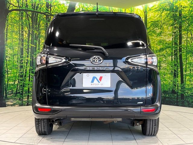 TOYOTA SIENTA 4WD 2021