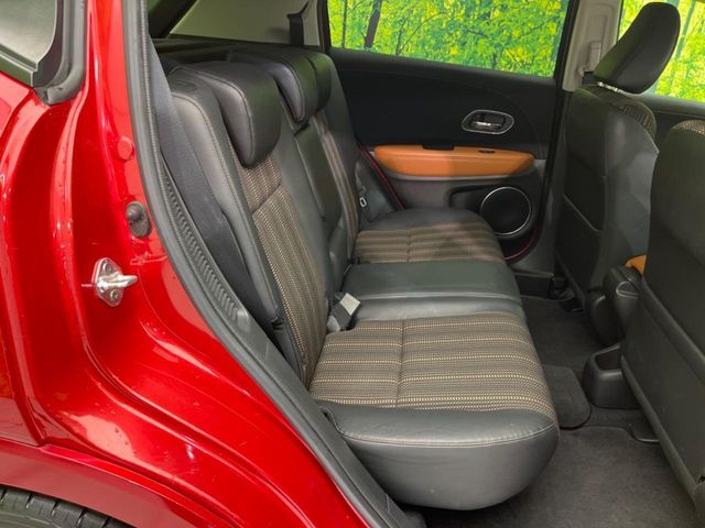 HONDA VEZEL HYBRID 2016