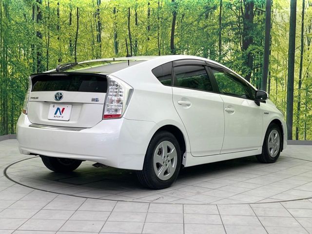 TOYOTA PRIUS 2010
