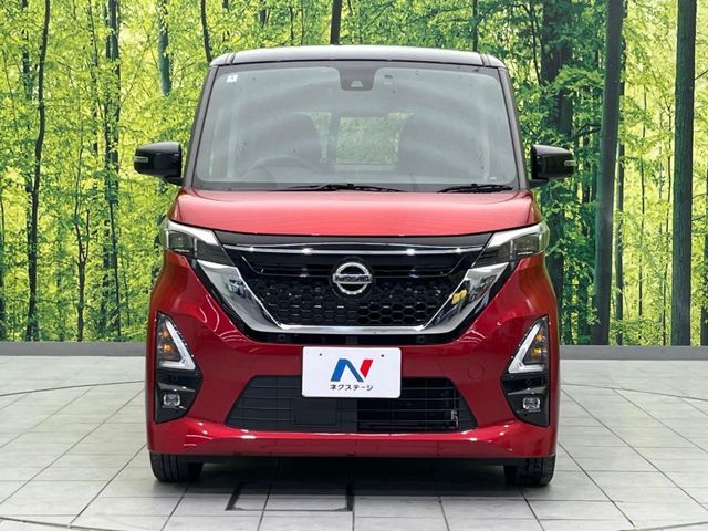 NISSAN ROOX 2022