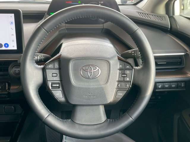 TOYOTA PRIUS 2023