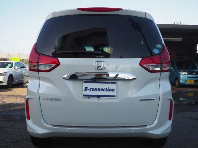 HONDA FREED HYBRID 4WD 2020