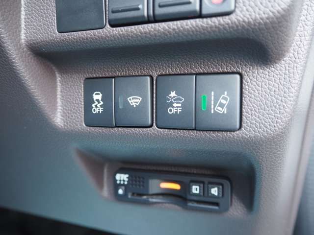 HONDA FREED HYBRID 4WD 2020