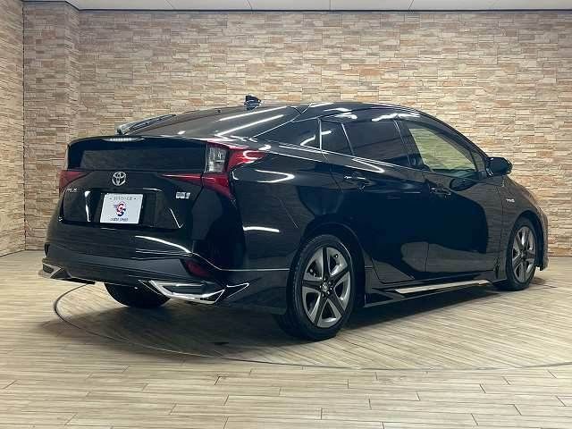 TOYOTA PRIUS 2020