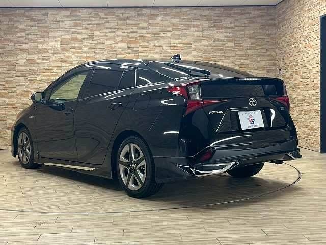 TOYOTA PRIUS 2020
