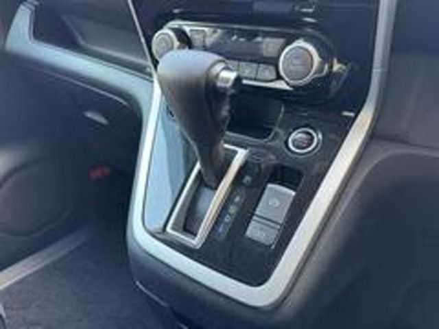 NISSAN SERENA  S-HYBRID 4WD 2018