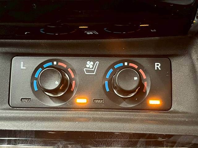 TOYOTA VELLFIRE  HYBRID 4WD 2019