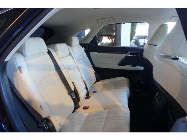 TOYOTA LEXUS RX450h AWD 2022