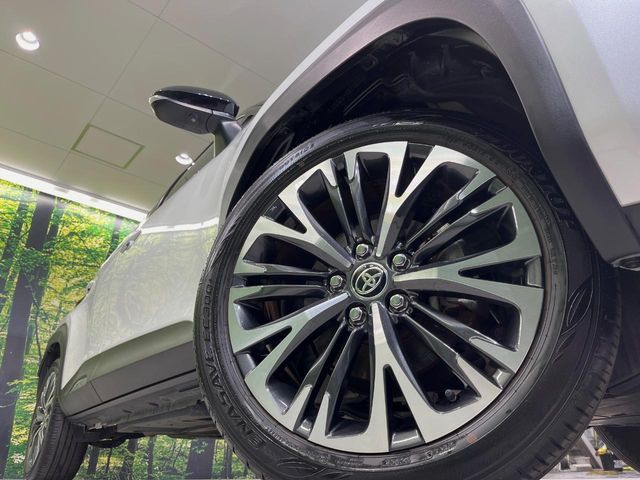 TOYOTA YARIS CROSS HYBRID 2023