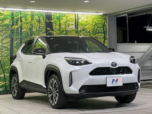 TOYOTA YARIS CROSS HYBRID 2023