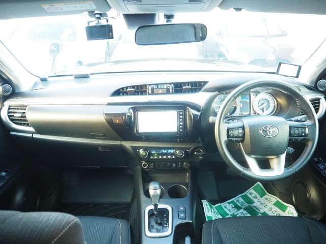 TOYOTA HILUX 4WD 2021