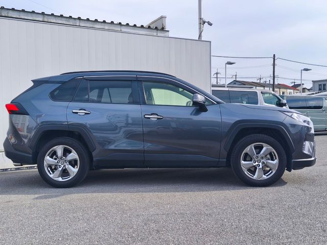 TOYOTA RAV4 4WD 2021