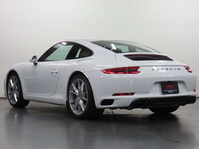 PORSCHE PORSCHE 911 2017