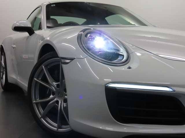 PORSCHE PORSCHE 911 2017