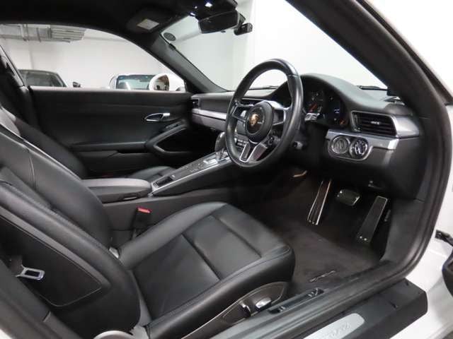 PORSCHE PORSCHE 911 2017