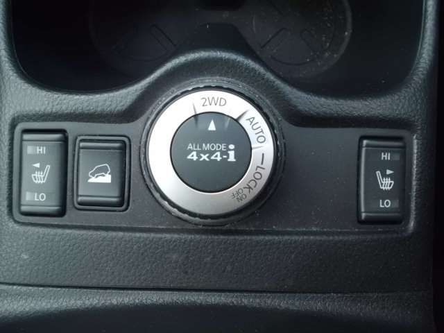 NISSAN X-TRAIL 4WD 2015